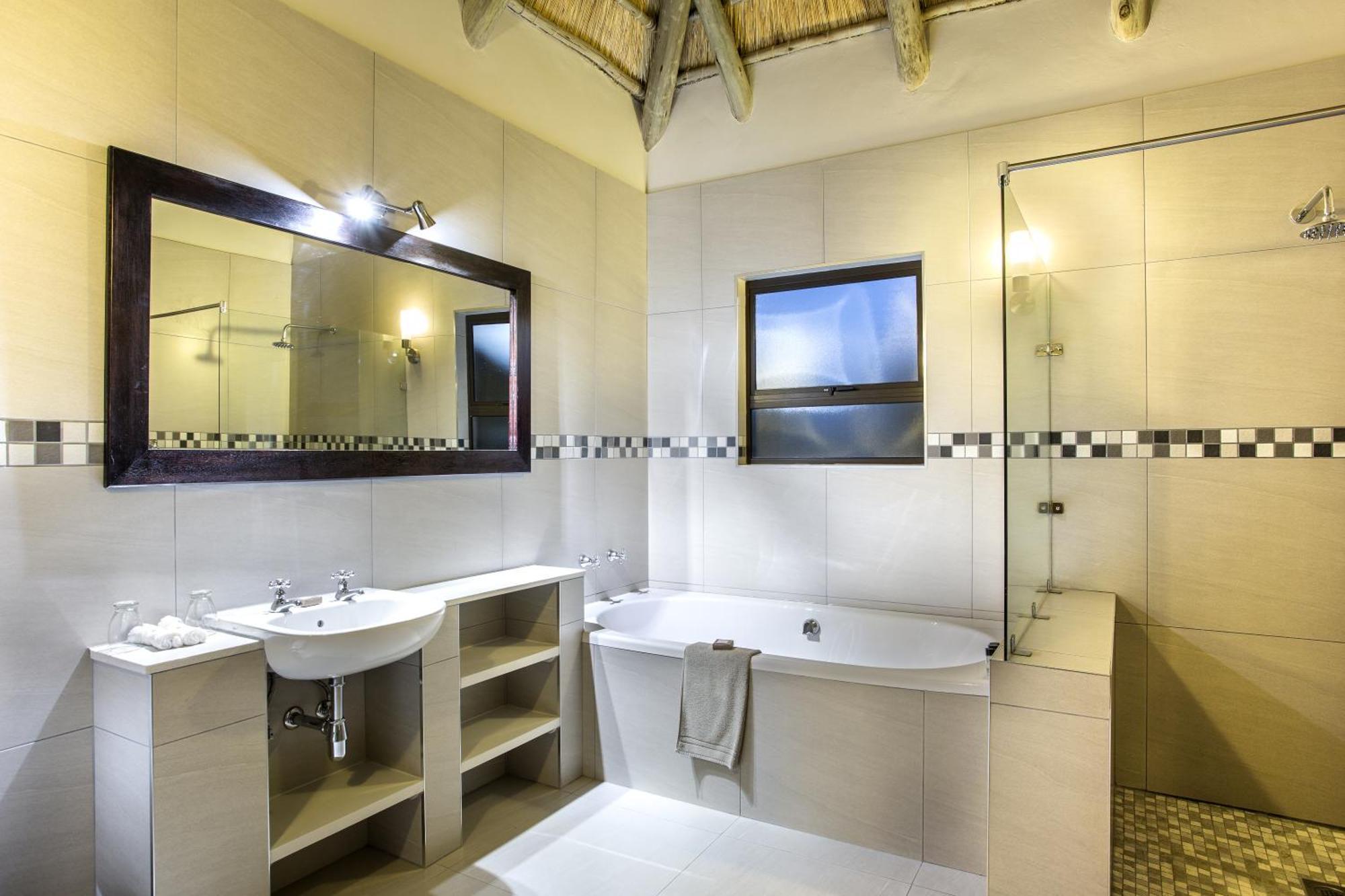 Montusi Mountain Lodge Bonjaneni Стая снимка